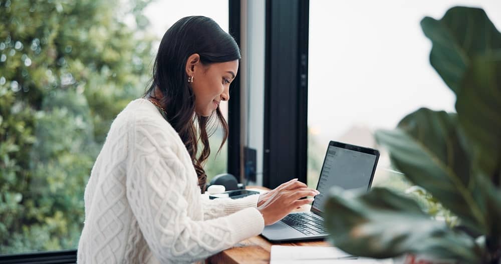 employee payroll versus independent contractors